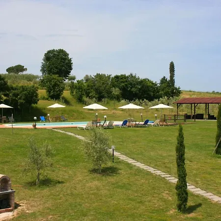 Apartment Fratticciola Sleeps 4 Pool Air Con Wifi *