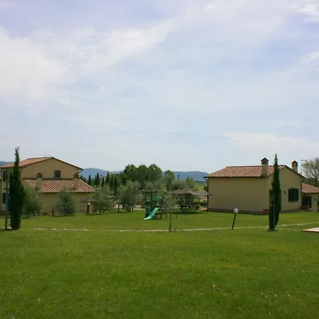 Fratticciola Sleeps 4 Pool Air Con Wifi *