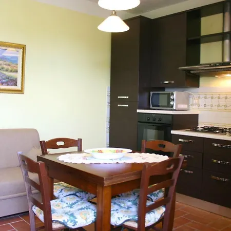 Apartment Fratticciola Sleeps 4 Pool Air Con Wifi Cortona