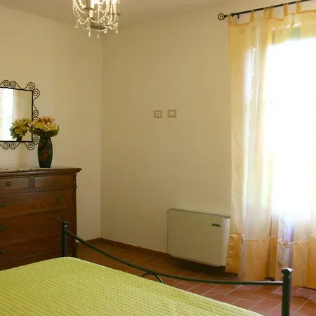 Apartment Fratticciola Sleeps 4 Pool Air Con Wifi *