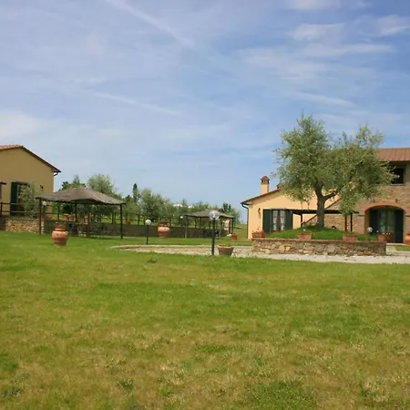 Fratticciola Sleeps 4 Pool Air Con Wifi Apartment *
